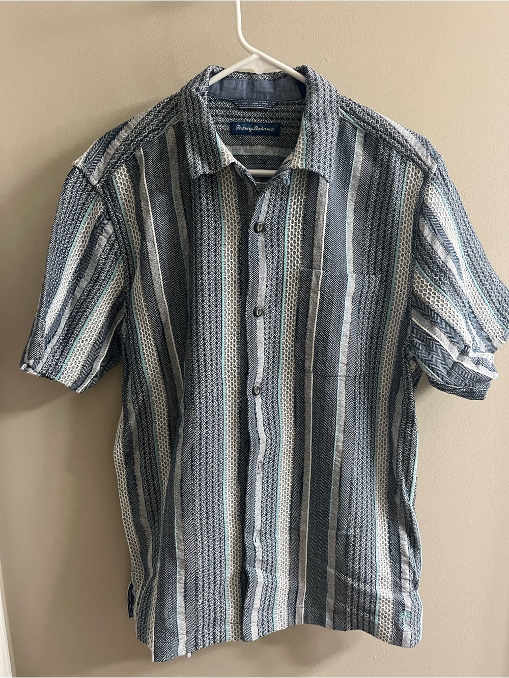 Tommy Bahama Blue and White Vertical Stripe Short-Sleeve Button-Up Shirt